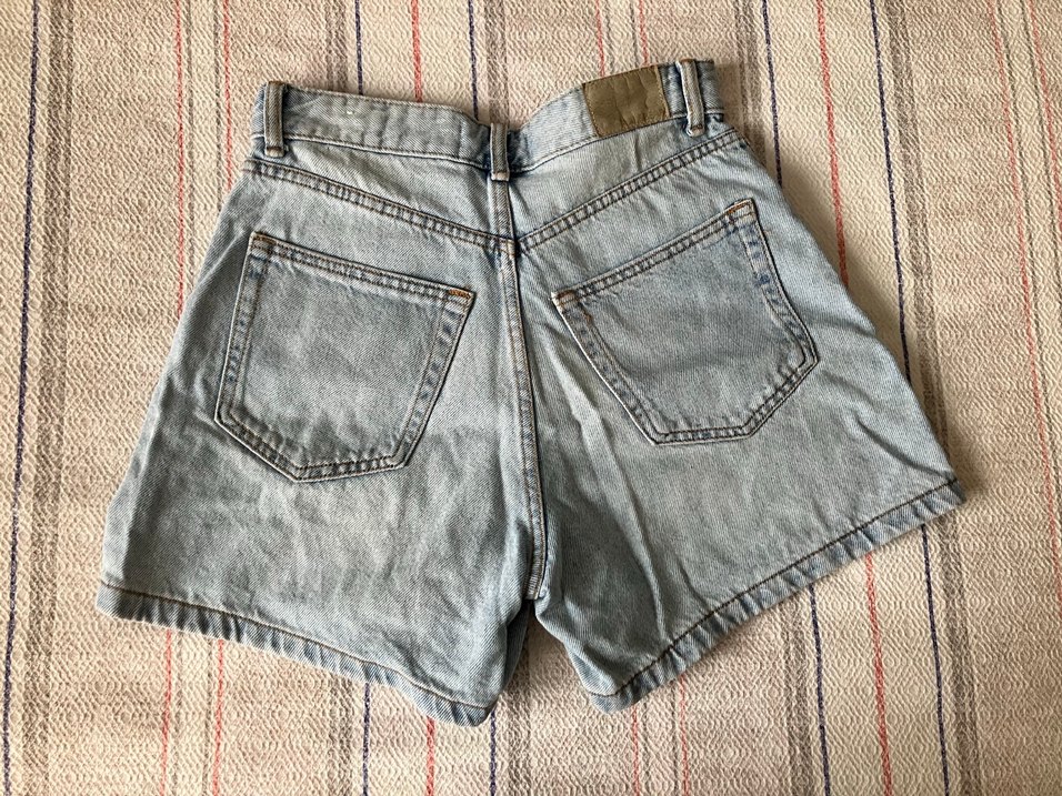 PullandBear Loose Fit Mini Denim Şort - Görsel 3