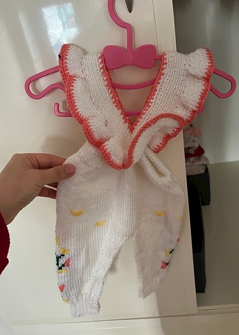 Nakışlı Örgü Beyaz Bebek Tulum - Görsel 2