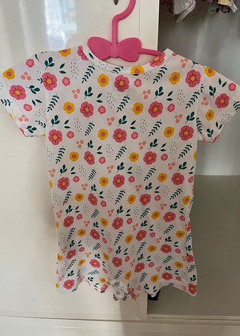 Kız Çocuk Beyaz Çiçek Desenli Kısa Kollu Tulum - Görsel 2