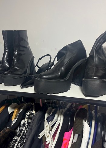 Siyah Bershka Deri Platform Topuklu Gotik Bot - Görsel 2