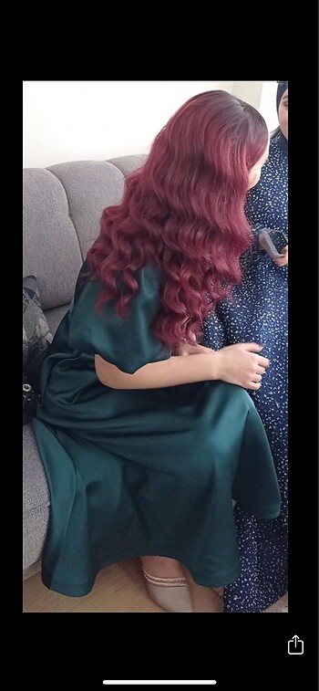 Saten zümrüt yeşili midi boy elbise - Görsel 6