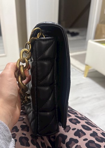 Zara Kapitone Siyah Deri Kadın Çanta - Görsel 6