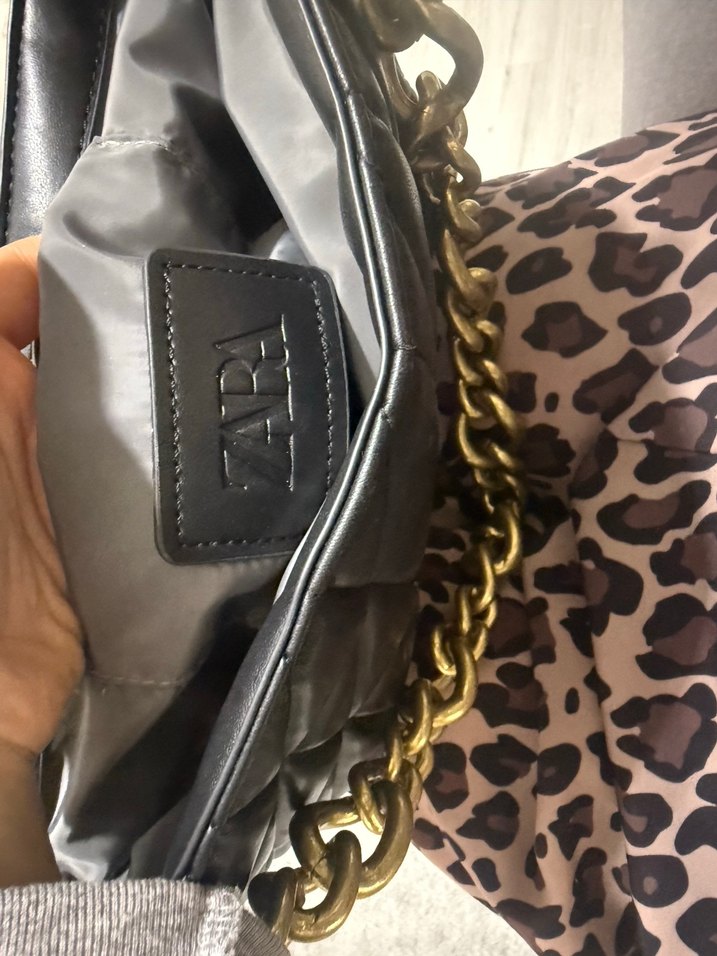 Zara Kapitone Siyah Deri Kadın Çanta - Görsel 5