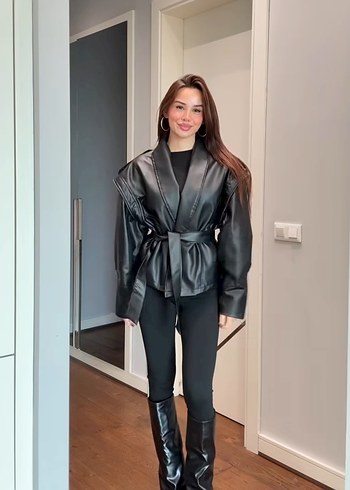 Siyah Deri Kemerli Ceket - Görsel 4