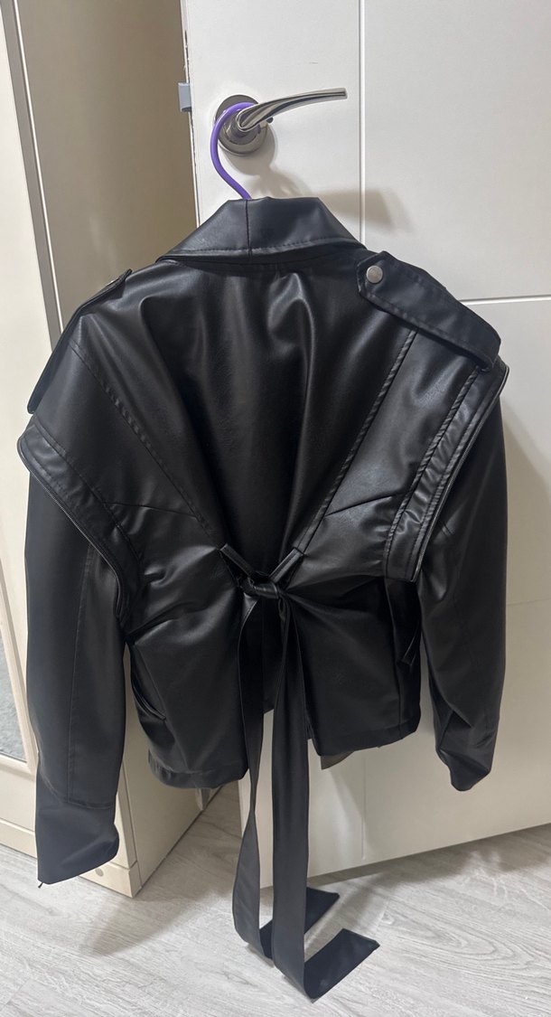 Siyah Deri Kemerli Ceket - Görsel 3
