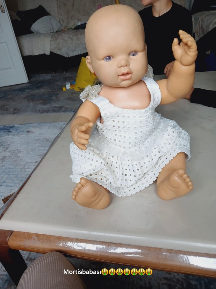 Beyaz Delikli Kumaşlı Bebek elbise - Görsel 2