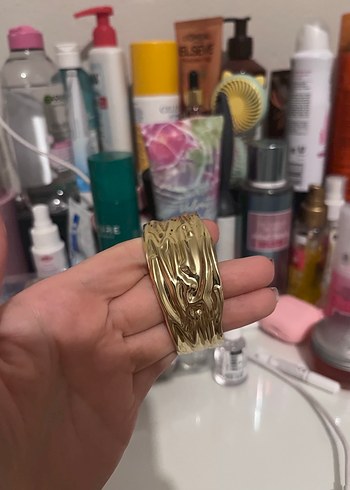 Beden altın Renk Kadın Pilili Gold Bilezik