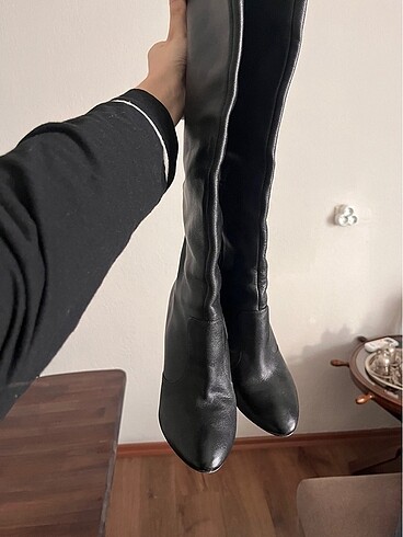 36 Beden Ninewest topuklu deri çizme