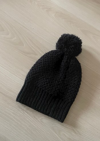 Siyah Ponponlu Bere - Görsel 5