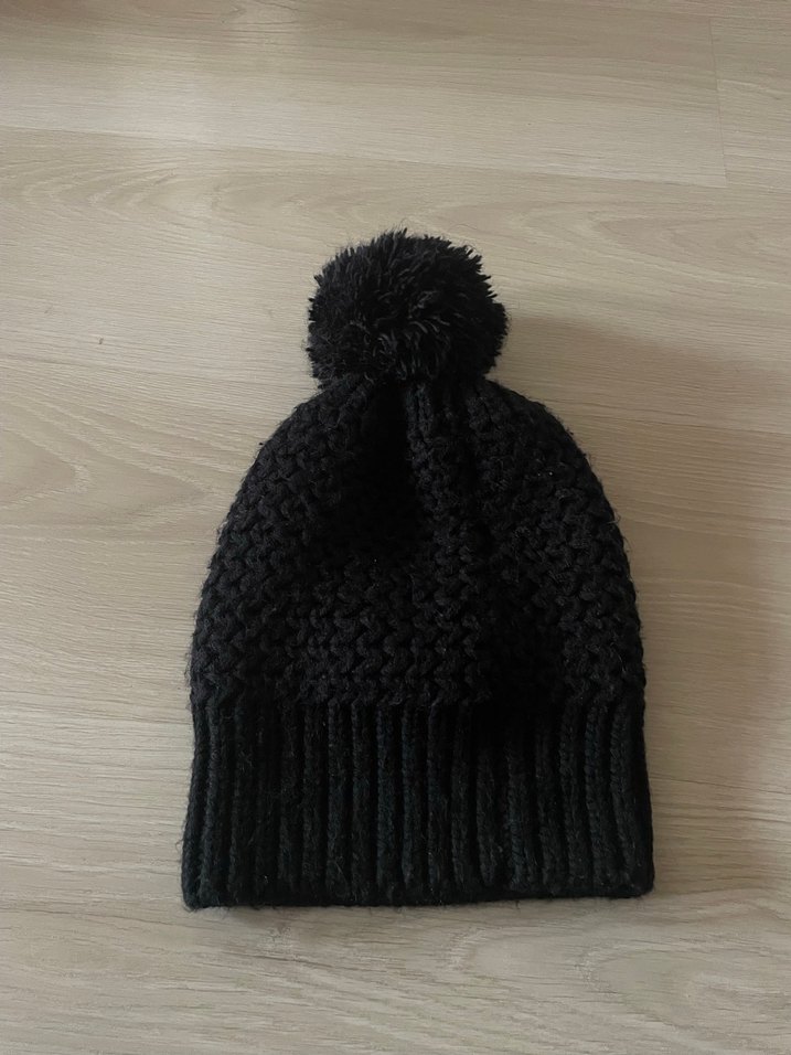 Siyah Ponponlu Bere - Görsel 3