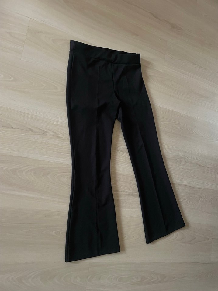 Siyah İspanyol Paça Kumaş Pantolon - Görsel 4