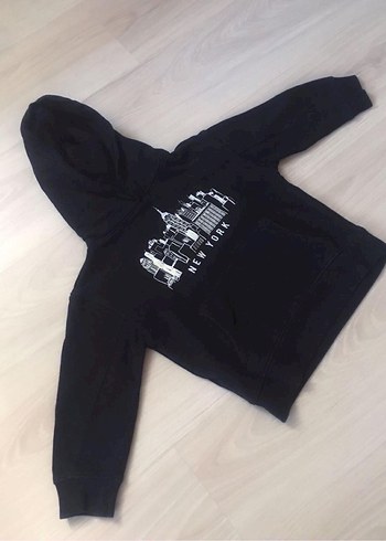 MANGO SİYAH SWEATSHİRT 6 Yaş - Görsel 4