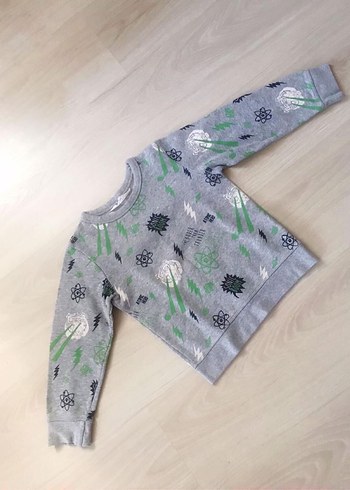 H&M Uzun Kollu Sweatshirt 5-6 yaş - Görsel 3