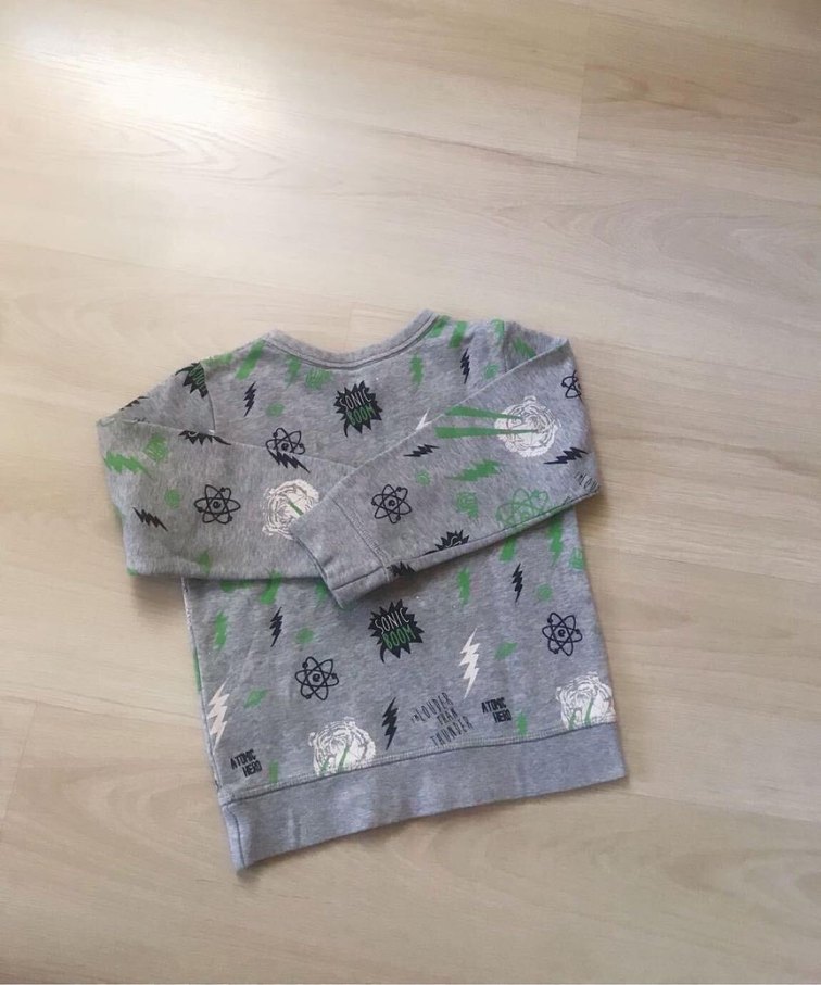 H&M Uzun Kollu Sweatshirt 5-6 yaş - Görsel 4