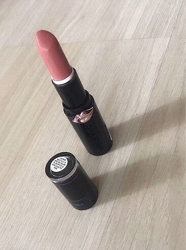 Wet n Wild Bare It All Ruj