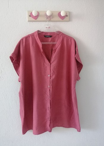 Düğmeli V Yaka Pembe Kadın Gömlek