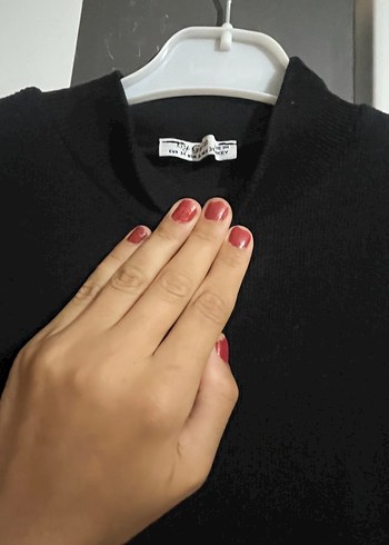 Diğer Siyah Yüksek Yakalı Kadın Triko