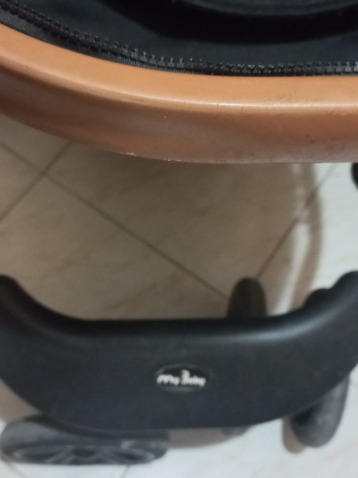 Kahverengi Siyah Bebek Arabası - Görsel 2