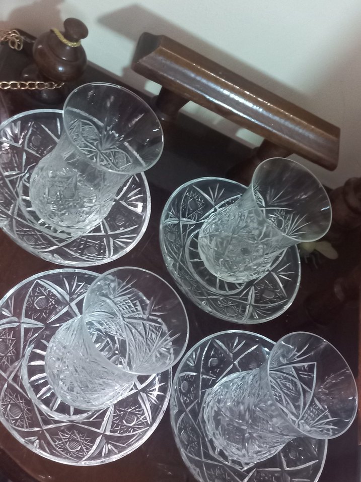 2'li İşlemeli Çay Bardağı ve Tabağı Seti - Görsel 2