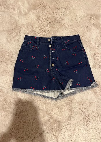 Kirazlı Kadın Koyu Mavi Mini Kot Şort