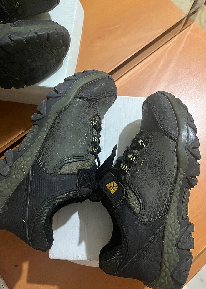 33 numara bot ayakkabı - Görsel 2