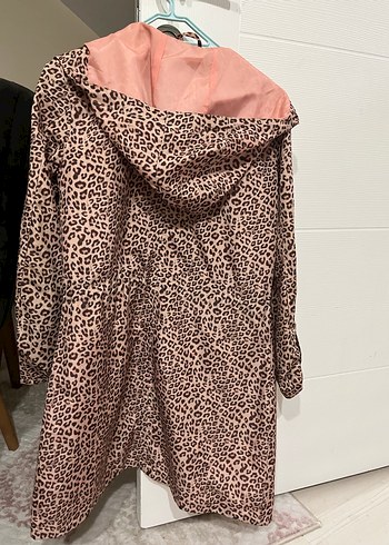 Kızlar için Leopar Desenli Pembe Yağmurluk - Görsel 5
