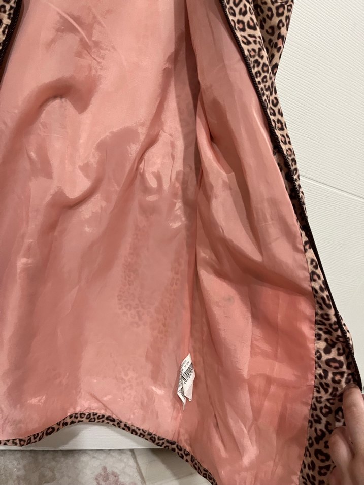 Kızlar için Leopar Desenli Pembe Yağmurluk - Görsel 4