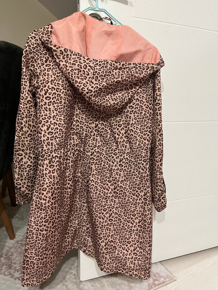 Kızlar için Leopar Desenli Pembe Yağmurluk - Görsel 5