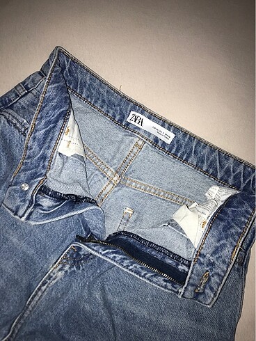 Zara Mom Jean xs/34