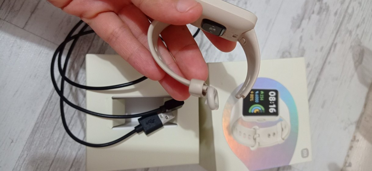 Beyaz Xiaomi Akıllı Saat - Görsel 4