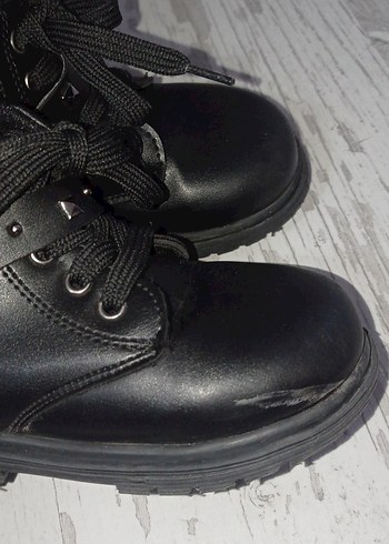 flo kız çocuk bot - Görsel 5