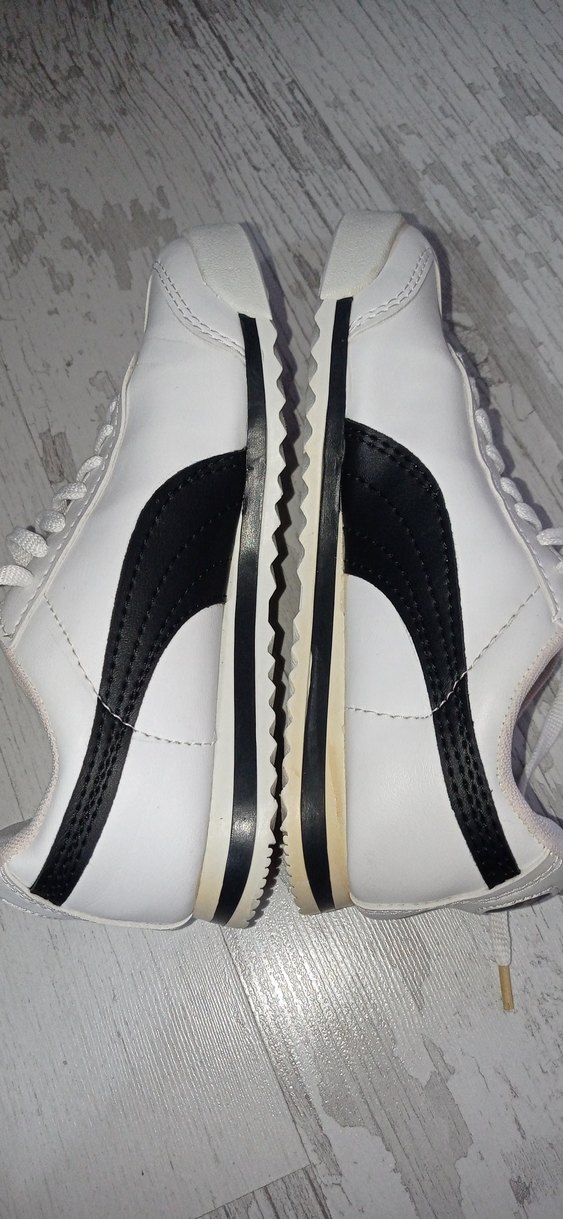 Beyaz Bağcıklı Kadın Spor Ayakkabı - Görsel 3