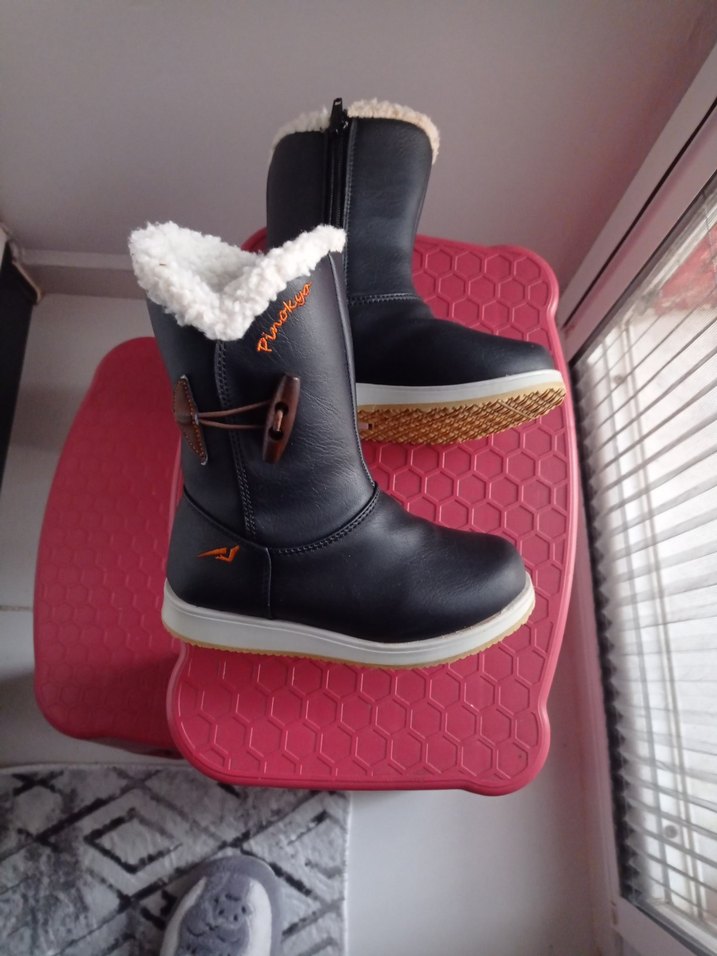 Kız Çocuk Siyah Suni Kürklü Bot - Görsel 5