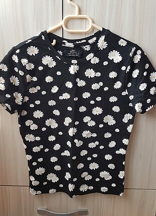 Bershka t-shirt
