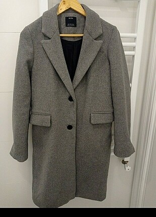 Bershka mont