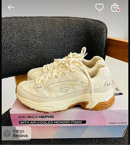 Skechers