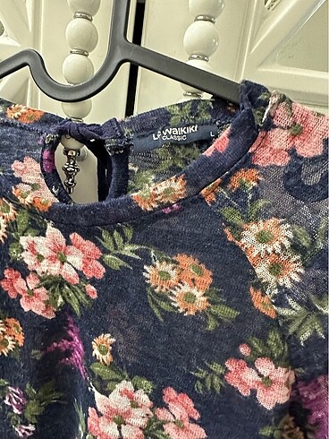 LC Waikiki Çiçekli bluz