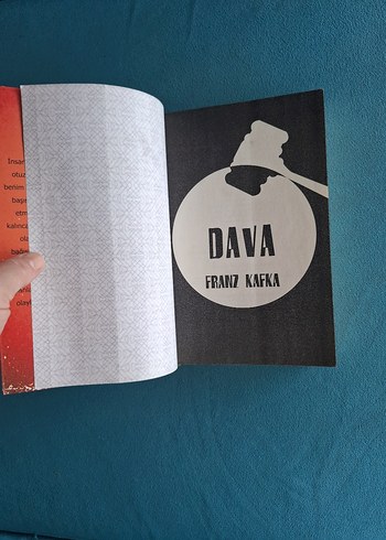  Beden Renk Dava - Franz Kafka Romanı