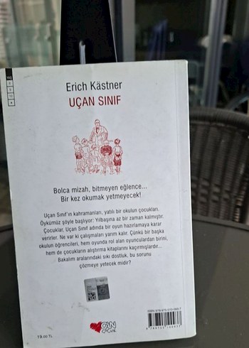  Erich Kästner - Uçan Sınıf Hikaye Kitabı