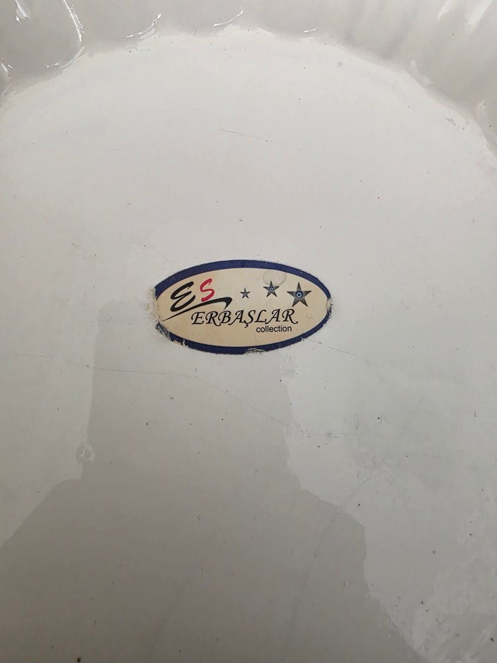 Ayaklı Beyaz Dalgalı Kenarlı Porselen Tabak - Görsel 2