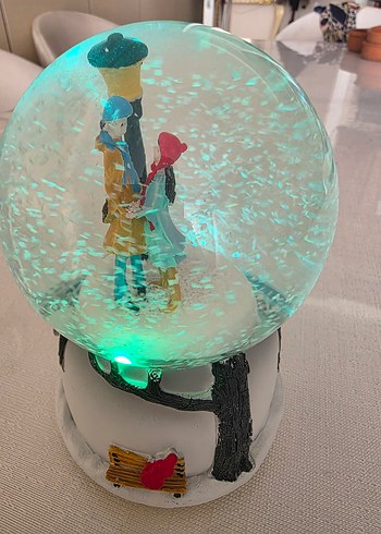 Müzikli Renkli Kar Küresi Figürü - Görsel 4