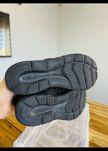 33 Beden siyah Renk Skechers