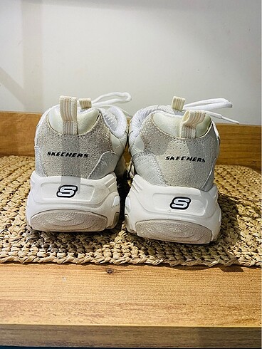 38 Beden ten rengi Renk Skechers d?lites