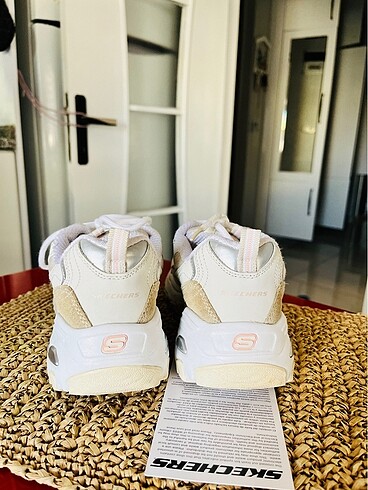 37 Beden çeşitli Renk Skechers