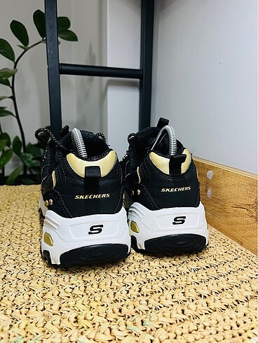 38 Beden siyah Renk Skechers