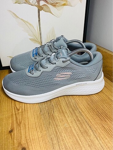 38 Beden Skechers