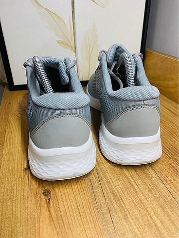 38 Beden çeşitli Renk Skechers