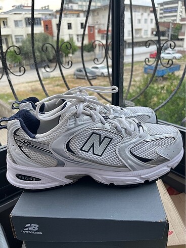 Newbalance 530