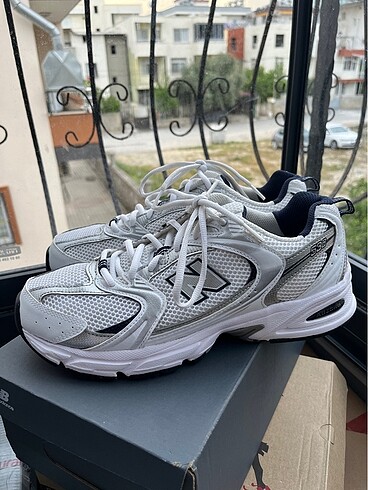 42 Beden Newbalance 530