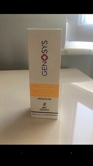 GENOSYS fondöten kullanımı gerektirmeyen kremi